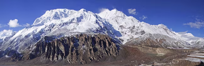 Manang Valley Trek with views of Gangapurna